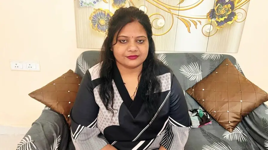 View more of AlisCurve