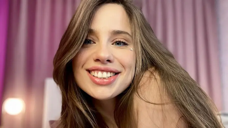 View more of AngelineDivinne