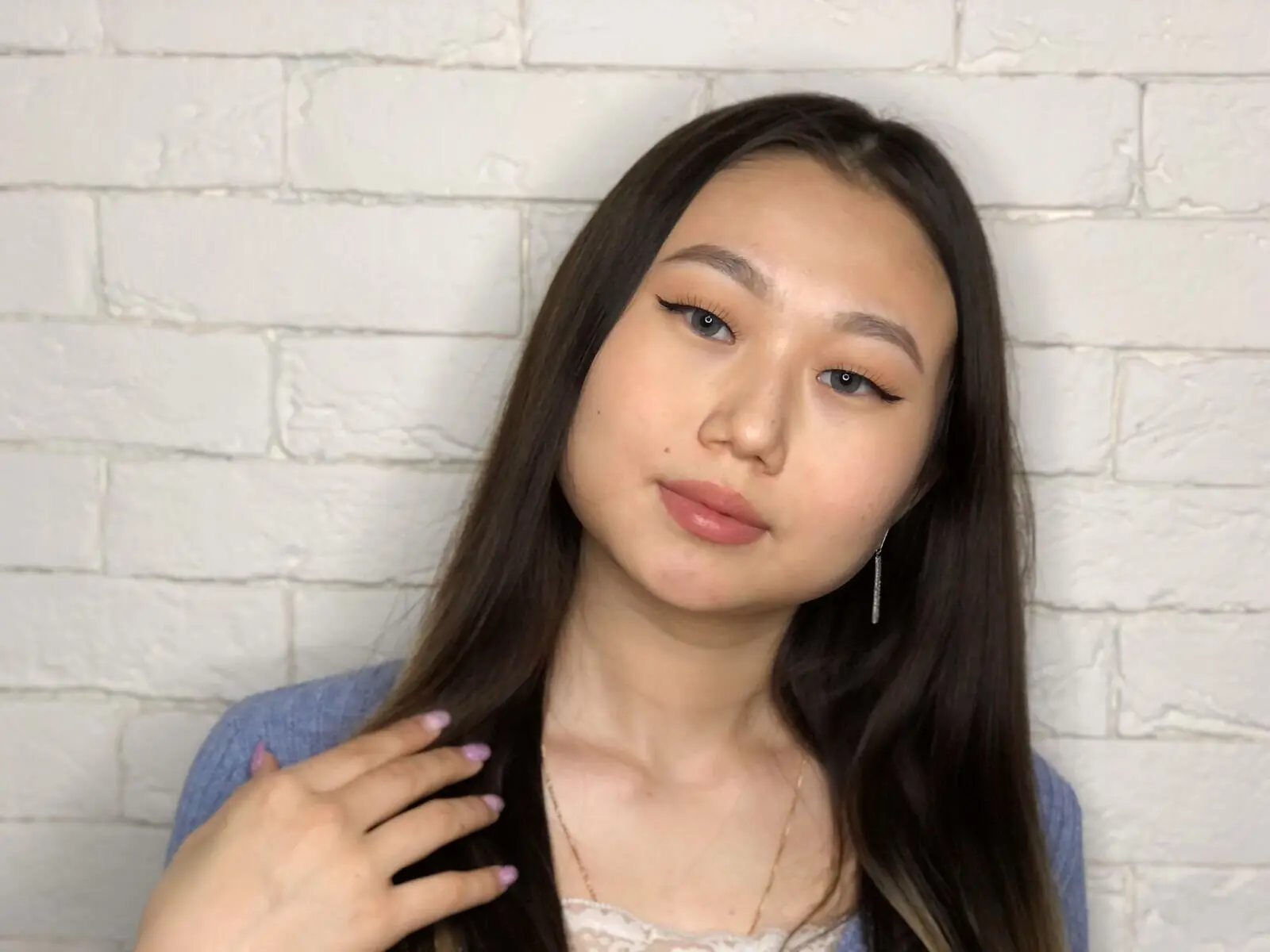 View more of DaisyThornes