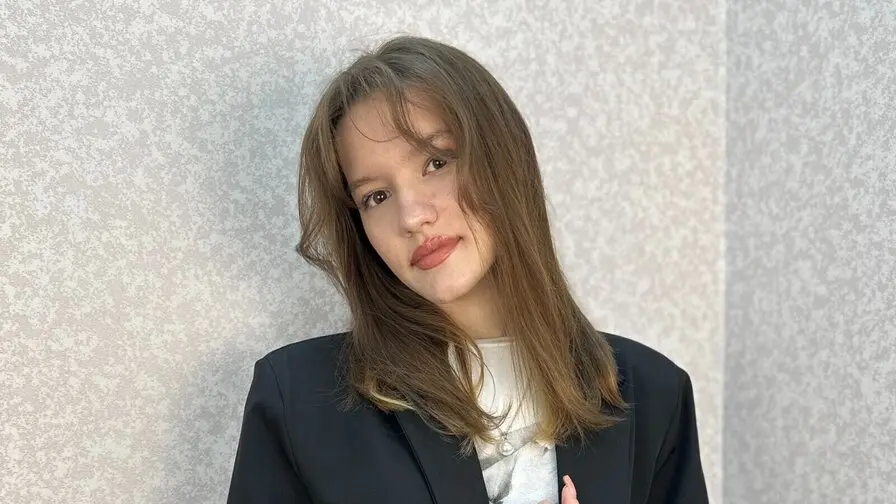 View more of ElletteHewlett