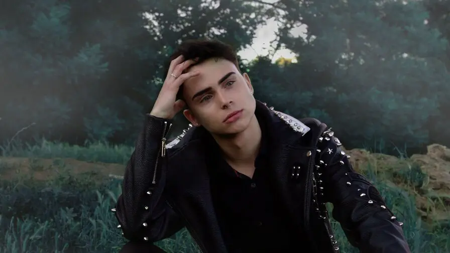 View more of ErickDolarossa