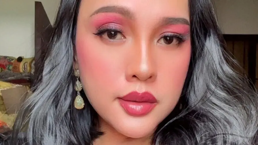 View more of EvaPonda