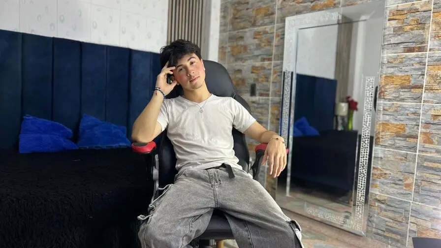 View more of JuanPiedraita