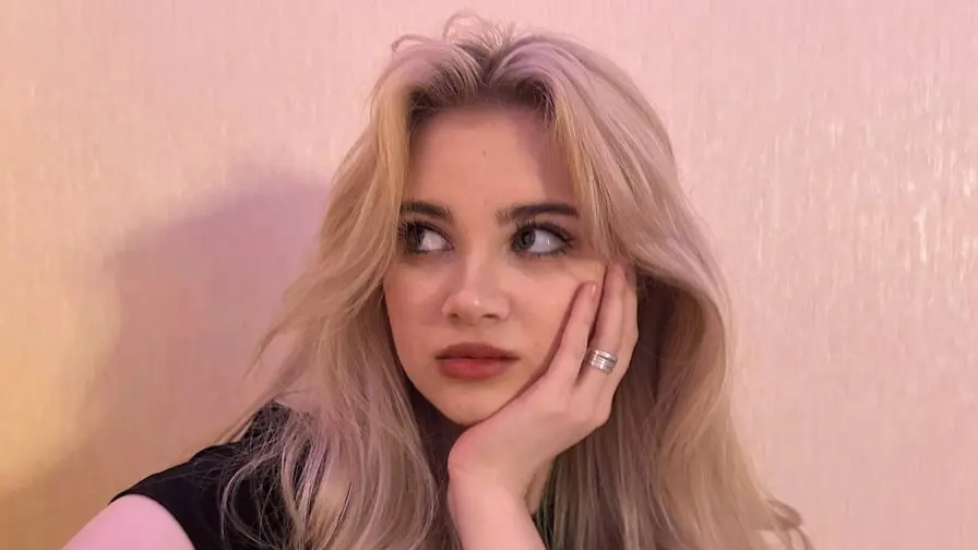 View more of LatoyiaCanpos