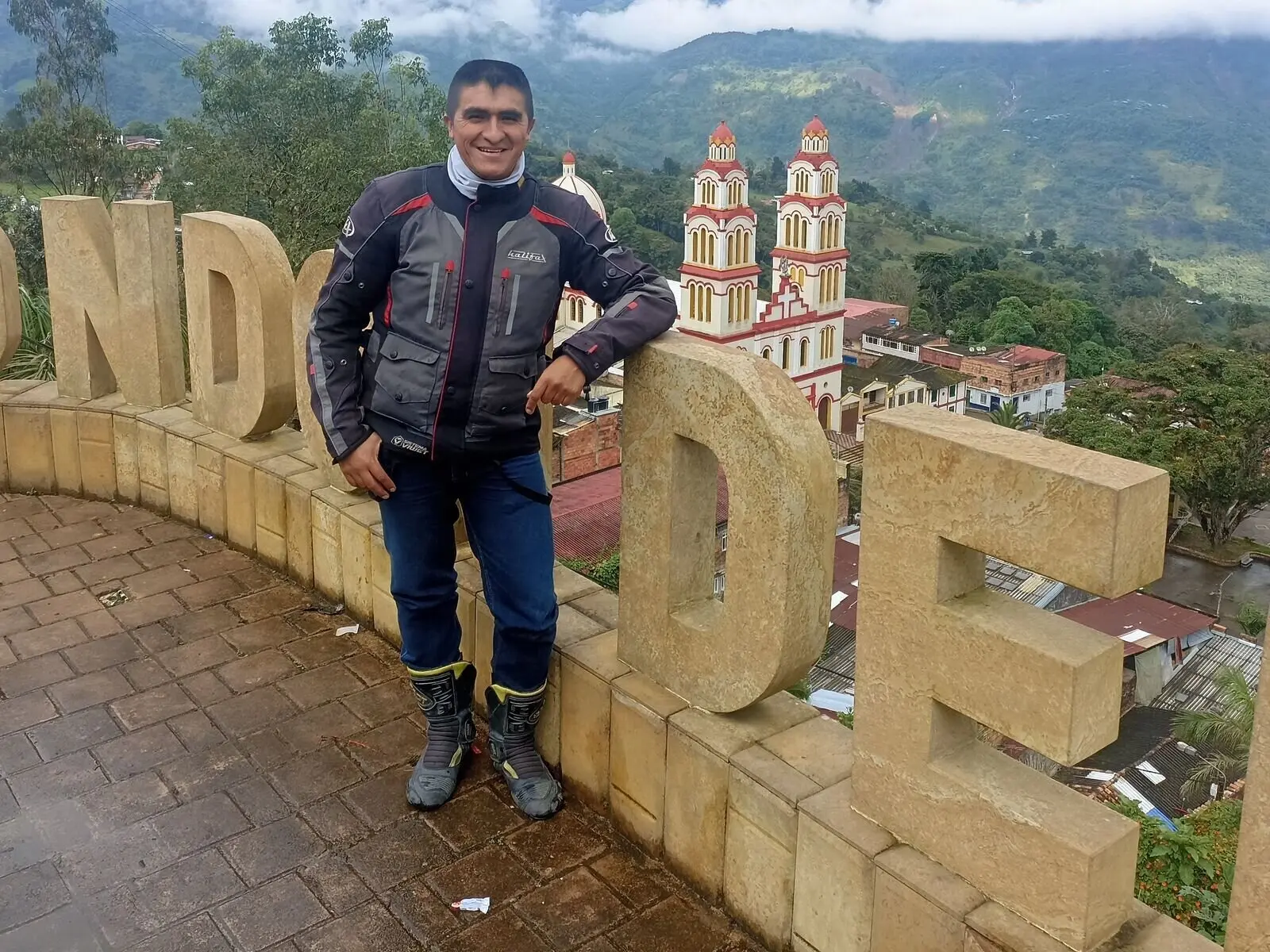 View more of LuisRojas