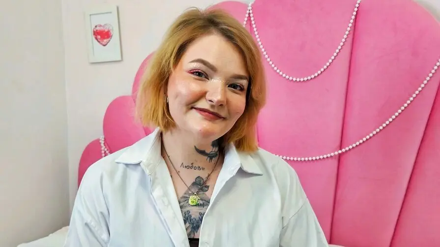 View more of LunaPerry