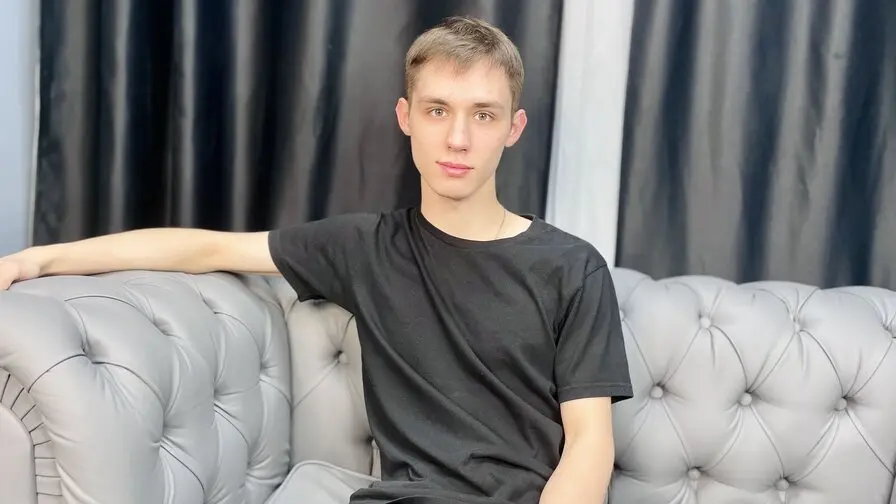 View more of MartinRaven