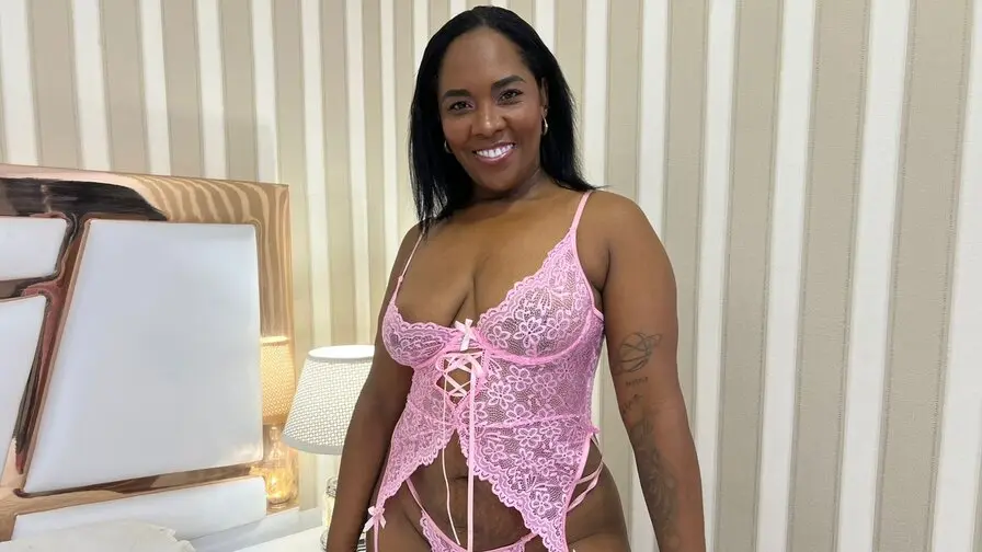 View more of MeridaSmit