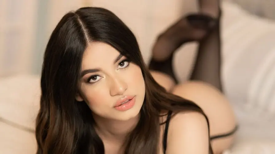 View more of MiaDunofs