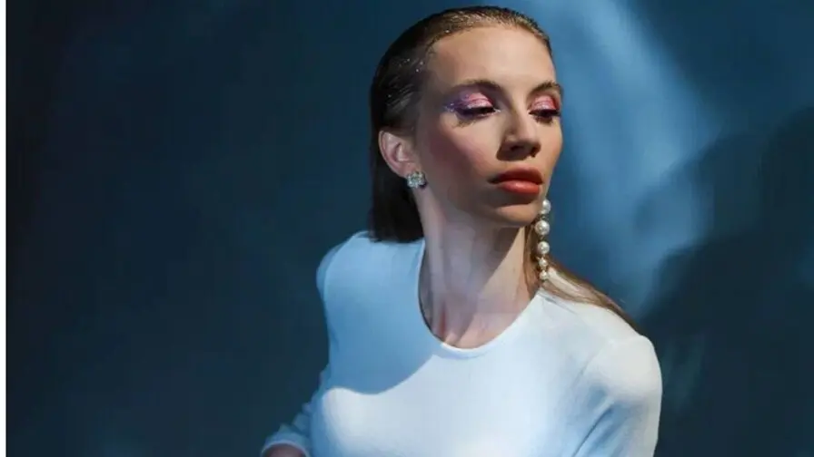 View more of MiaSilks