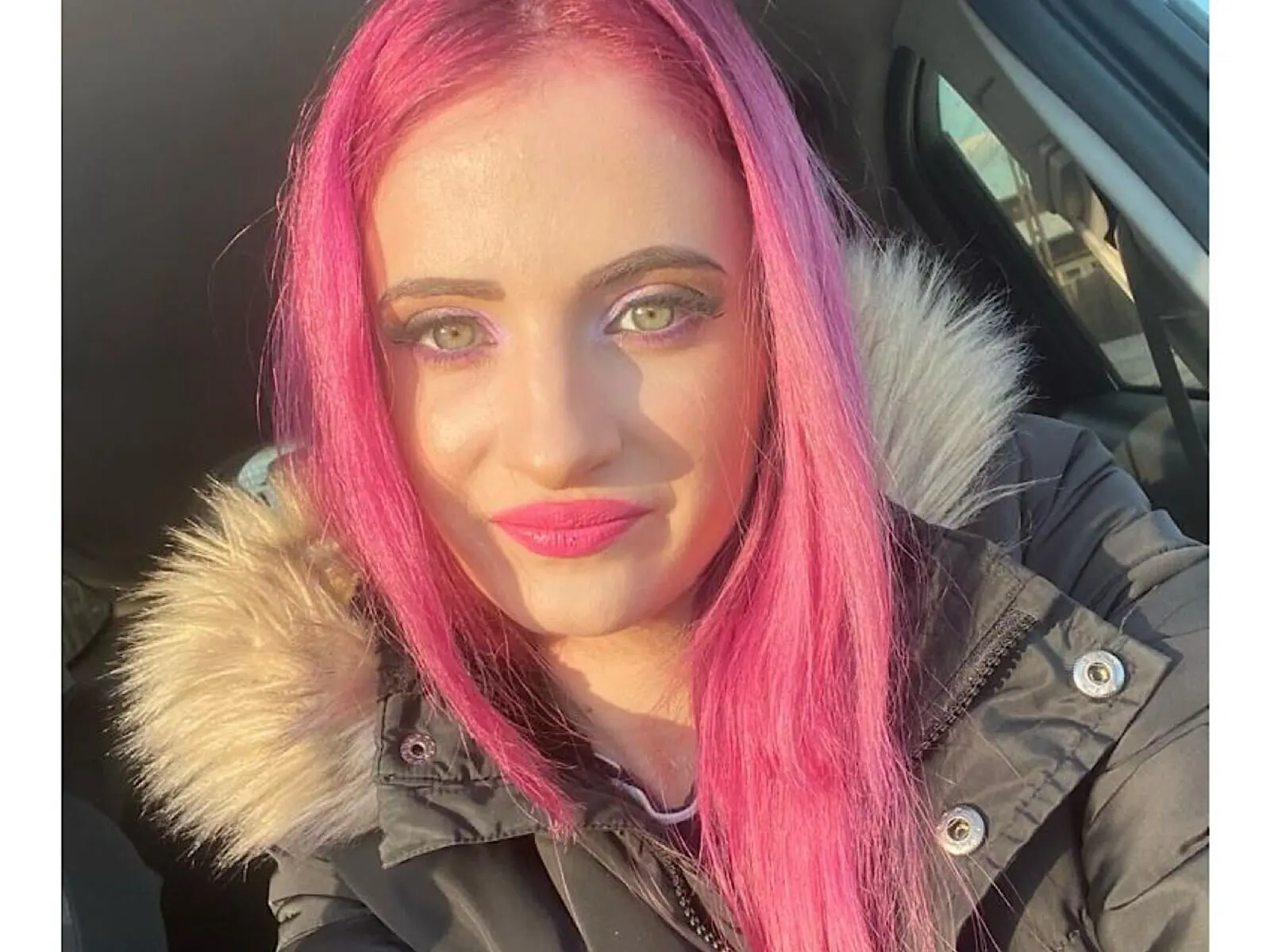 View more of PinkieShadow