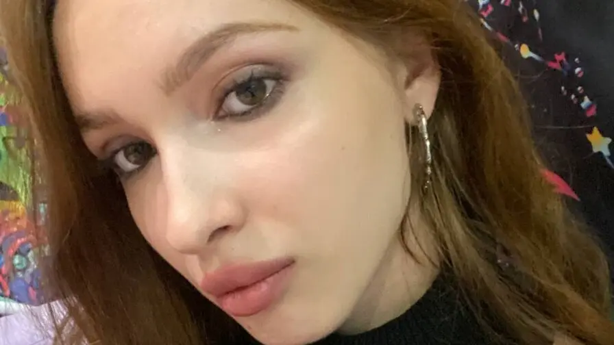 View more of RafaelaLinardi