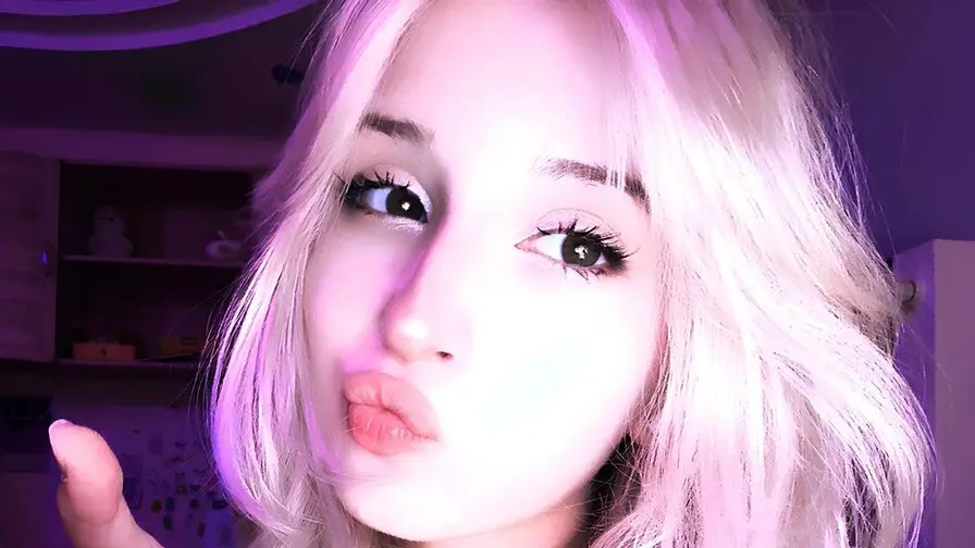 View more of SolSanquenetti