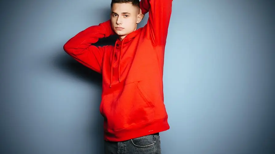 View more of TommyMillton