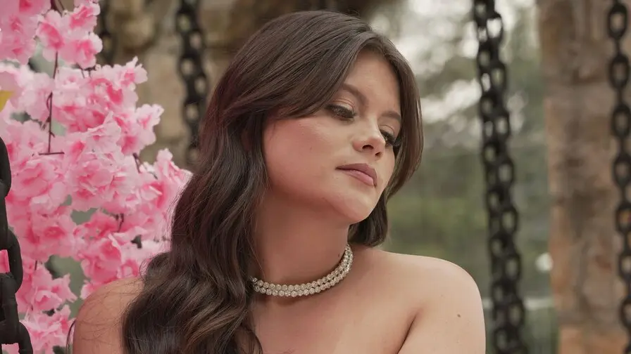 View more of VictoriaWaynee